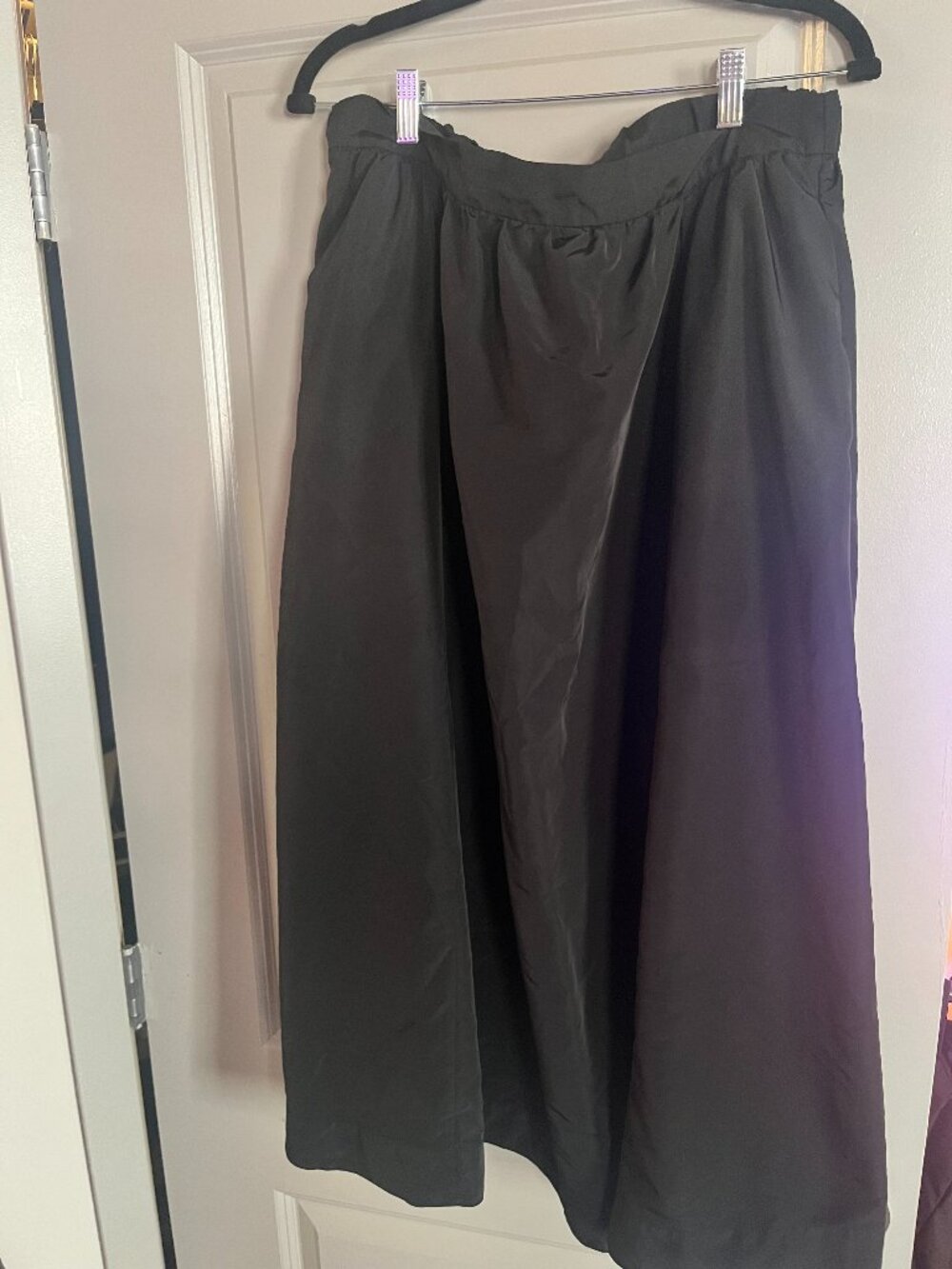 The Occasion by Old Navy High-Waisted Taffeta Midi Skirt Black | XL